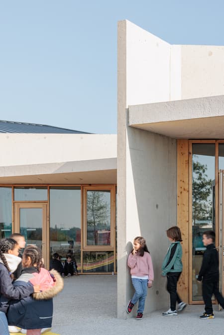 Claudine Hermann School 